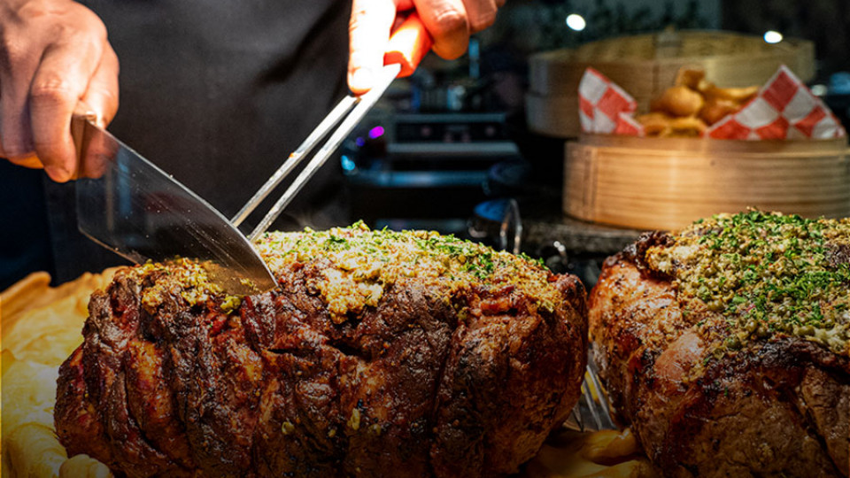 Friday Carvery at Yas Links Abu Dhabi Friday Carvery at Yas Links Abu Dhabi