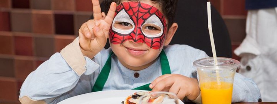 Kids Pizza Decorating Kids Pizza Decorating