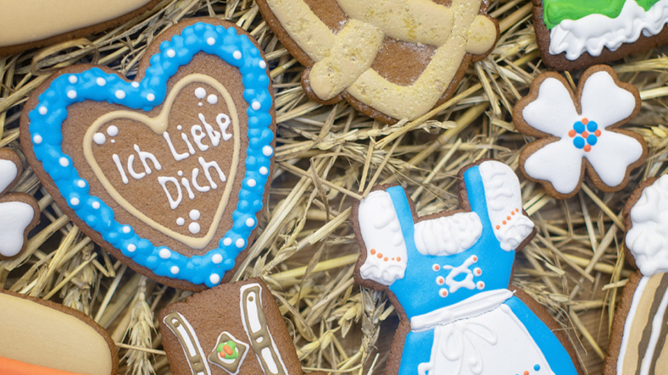 OKTOBERFEST AT HICKORY'S RESTAURANT OKTOBERFEST AT HICKORY'S RESTAURANT