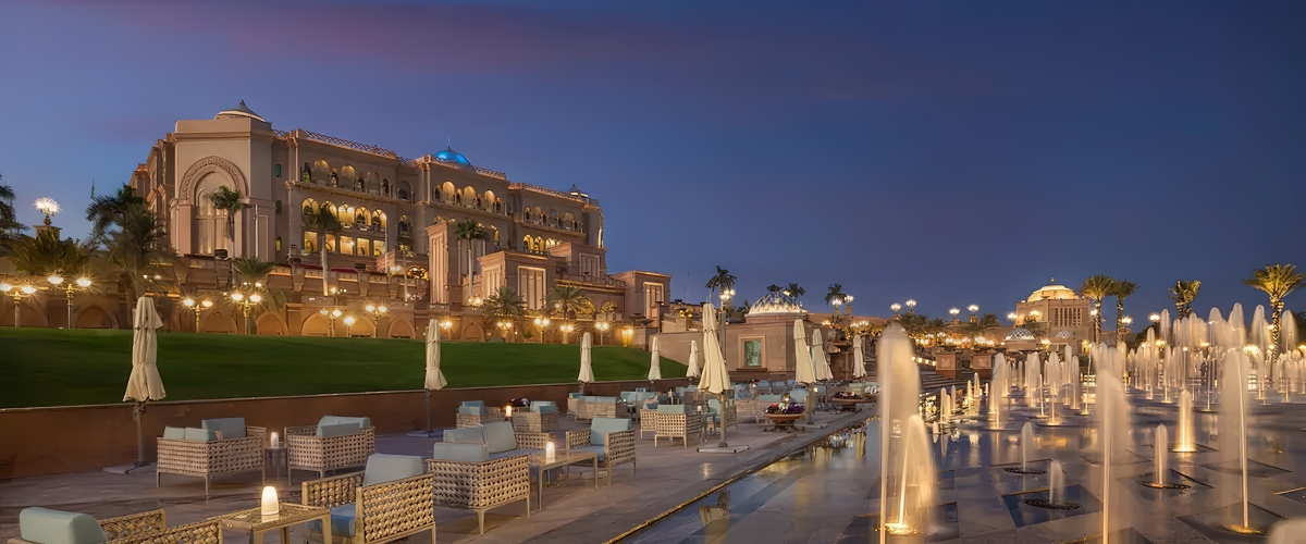 Strawfire by Ross Shonhan, Emirates Palace Mandarin Oriental