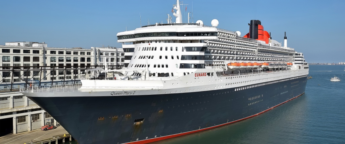 Grand Lounge, Upper Deck - QE2