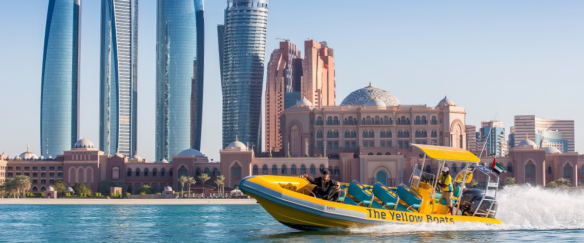 القوارب الصفراء جزيرة ياس