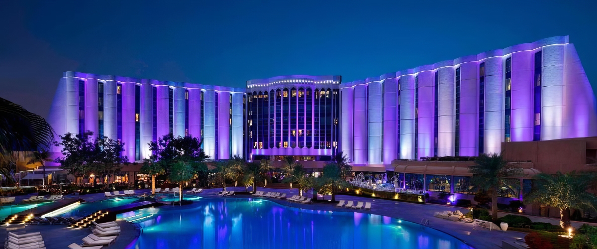 فندق الريتز-كارلتون، البحرين